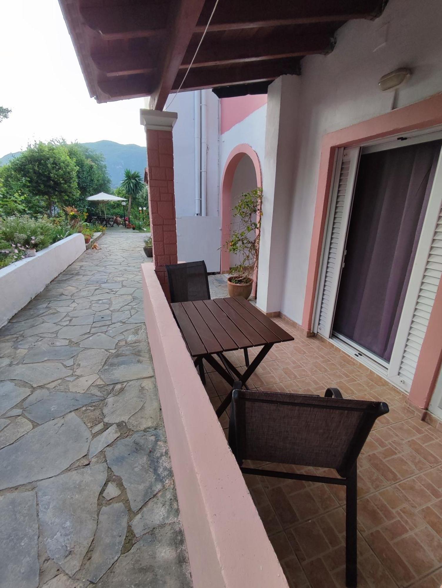 Villa Avra Dassia  Exterior photo