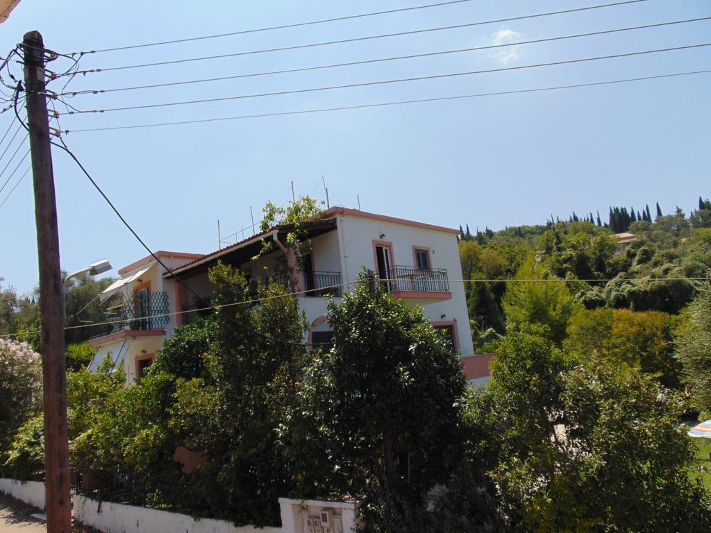 Villa Avra Dassia  Exterior photo