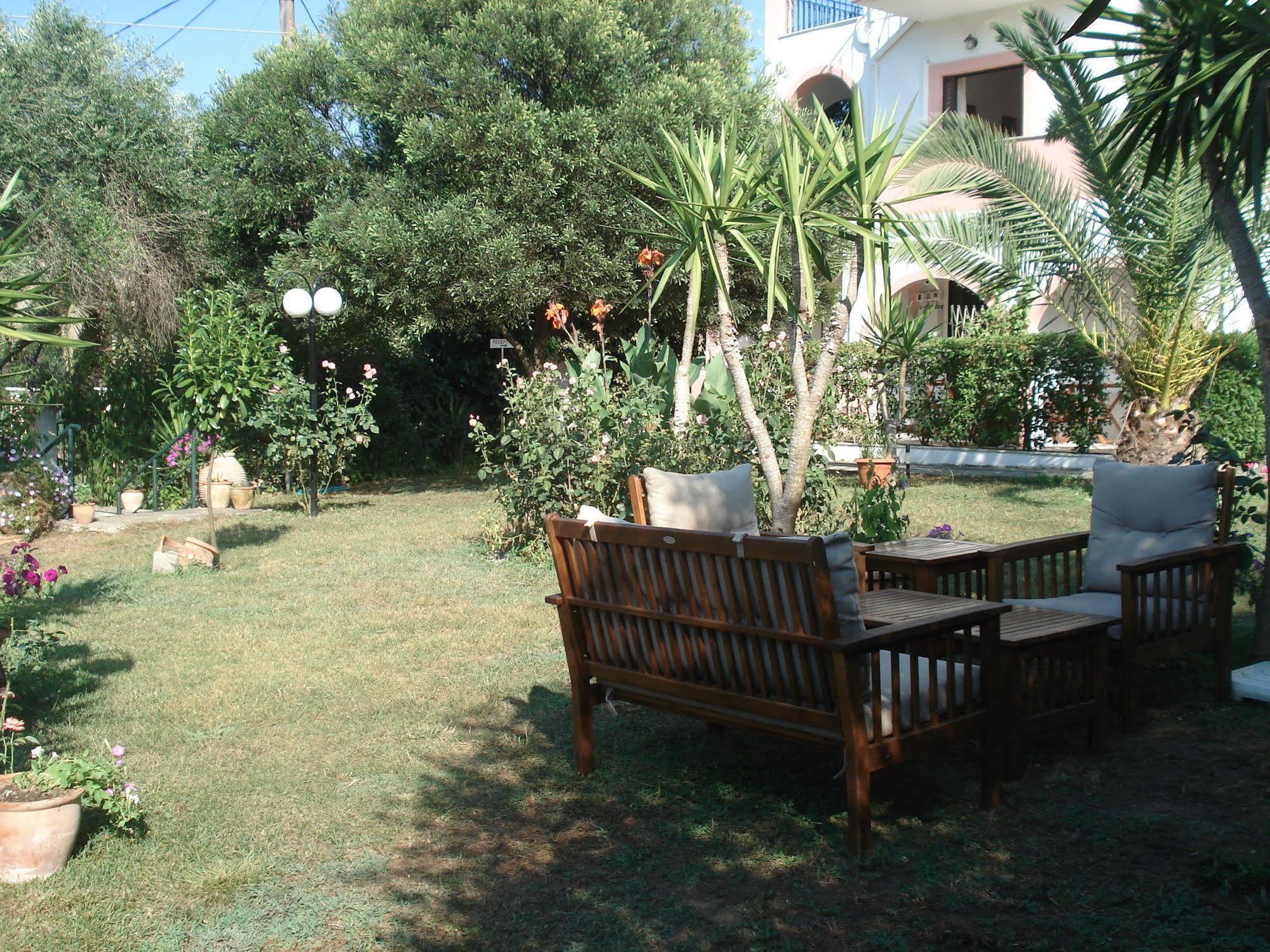 Villa Avra Dassia  Exterior photo
